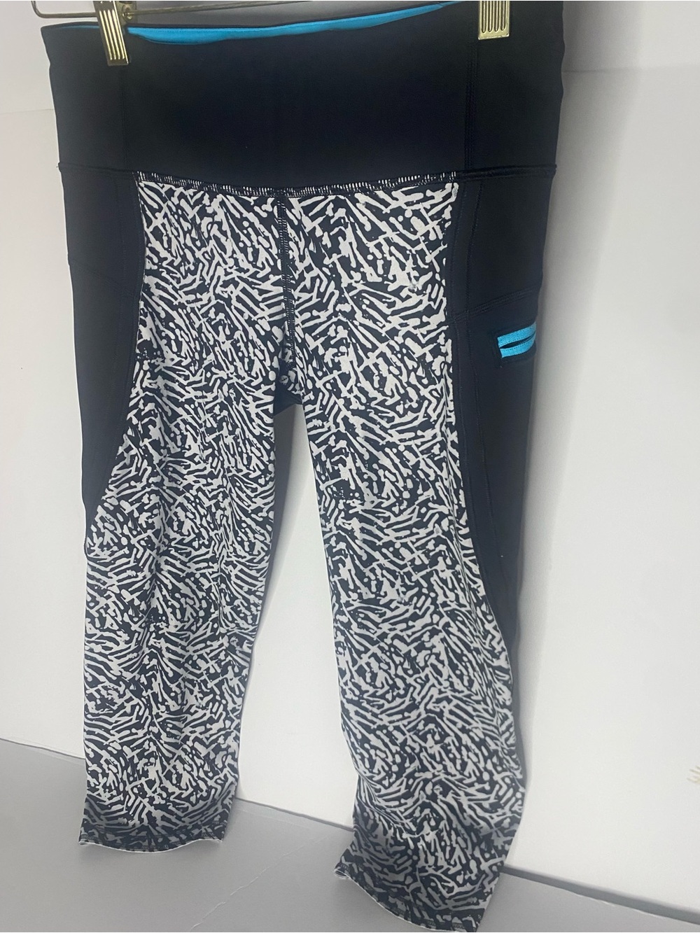 lululemon athletica Kids Black & White Patterned Leggings with Blue Trim
